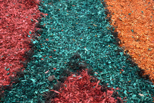 Organic Vs. Dyed Mulch In Ohio: Pros, Cons, And Which One Works Best?