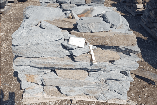 Colonial Grey Wall Stone (Ohio per pallet) - Sagamore Companies - Pallet of Stones