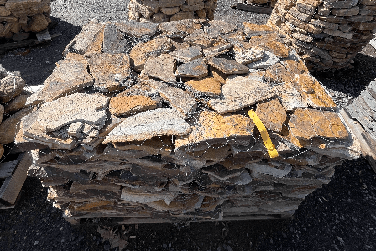 Wallstone - Laurel Mountain (Ohio per pallet) - Sagamore Companies - Pallet of Stones